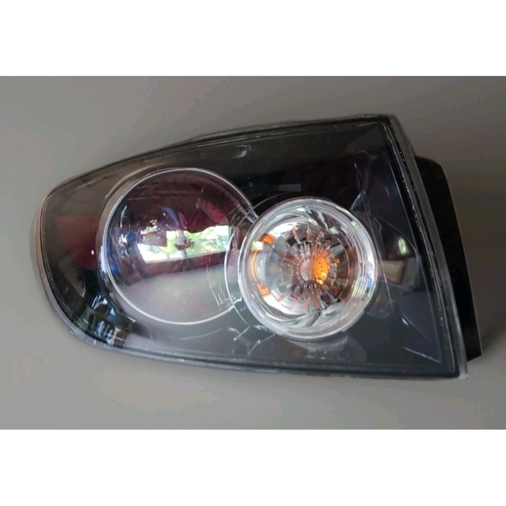 Eagle Eye Lights MZ252-B100L 07-09 Rear Driver side Right Tail Light‎ Mazda 3